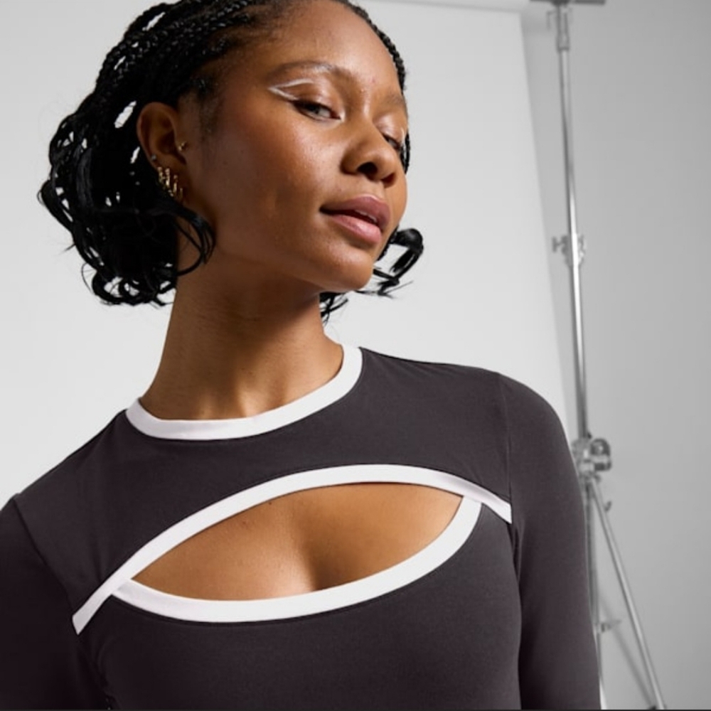 Women's Long Sleeve Slimming Athletic Dress Black Size Medium MSRP $65 - Picture 2 of 16